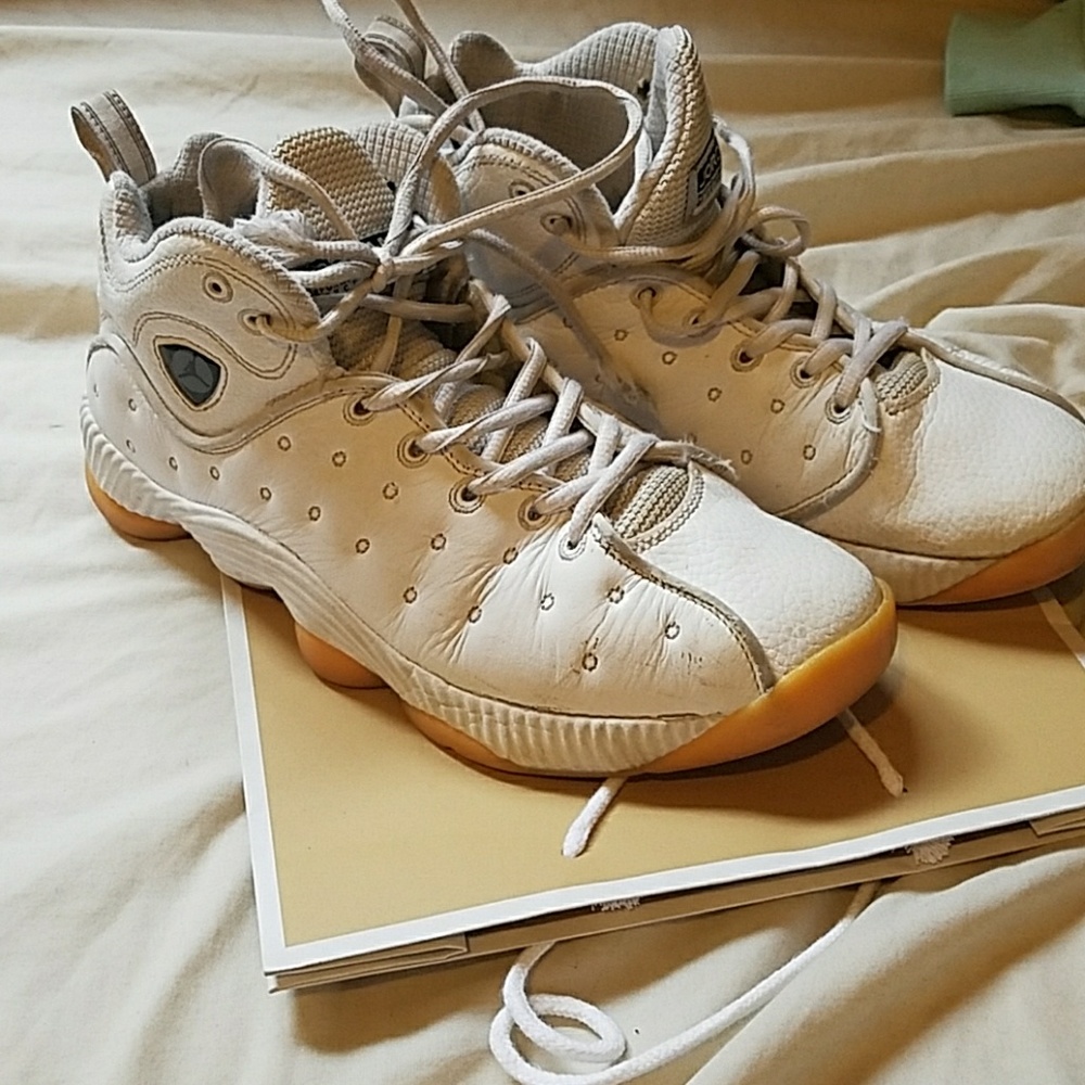 Jordan jumpman team 2